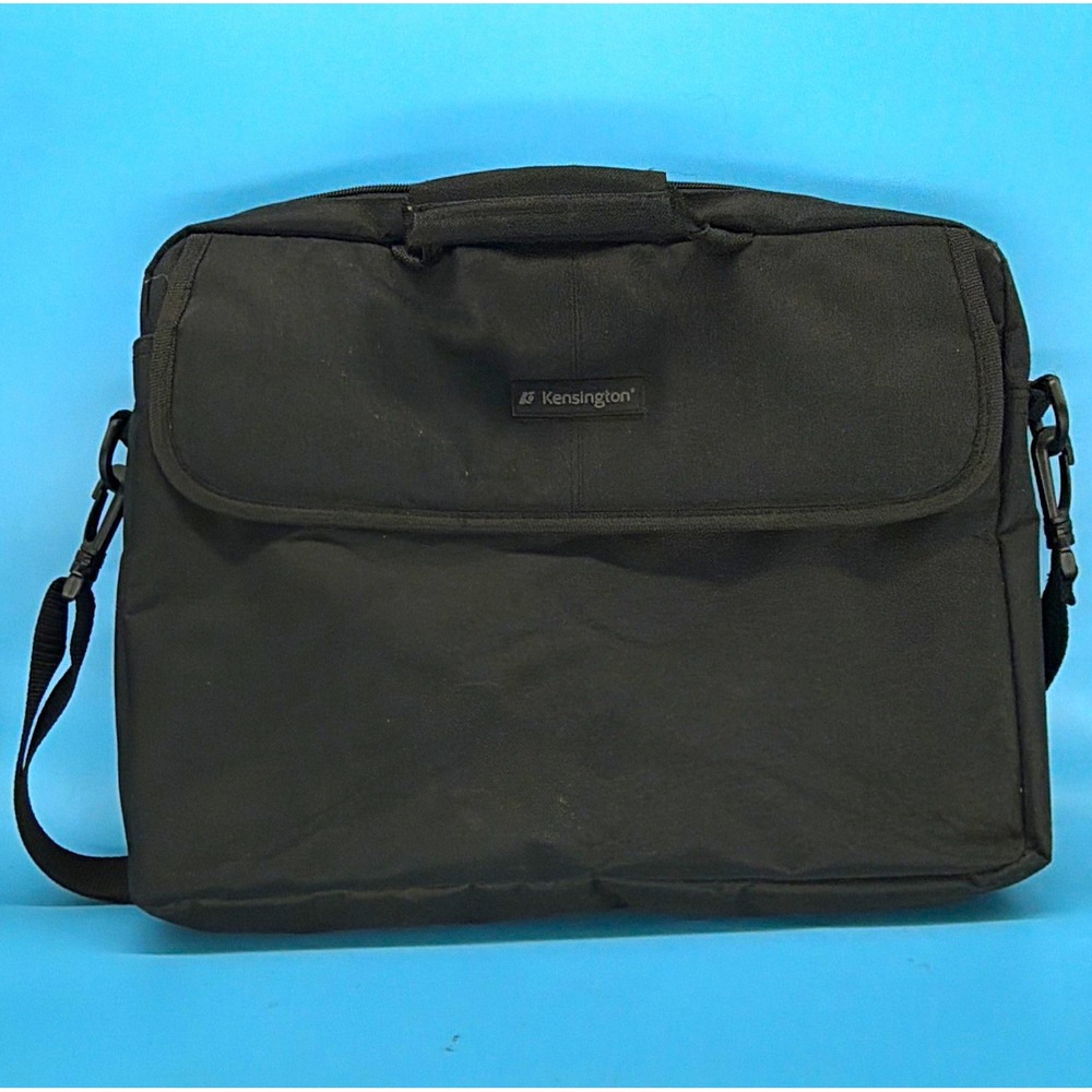 Kensington Simply Portable SP10 15.6 Laptop Bag Sleeve Case Black Shoulder Strap